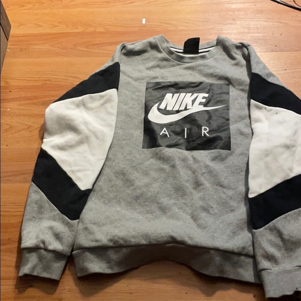 nike sweater